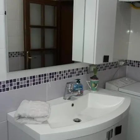 Near Station Santa Lucia Two Bedroom *