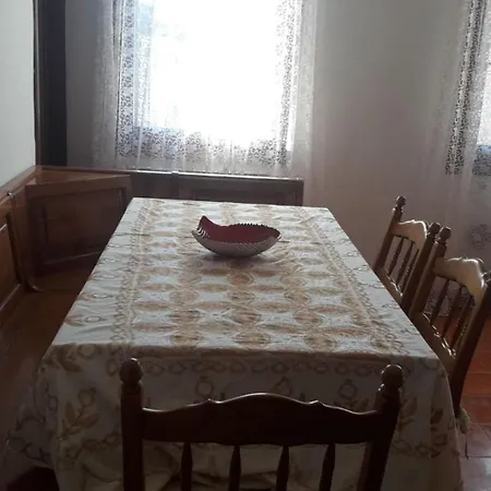 Daire Near Station Santa Lucia Two Bedroom