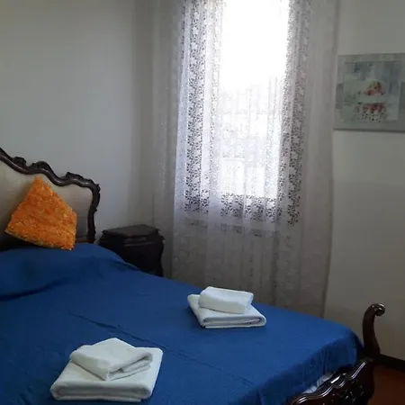 Daire Near Station Santa Lucia Two Bedroom Venedik